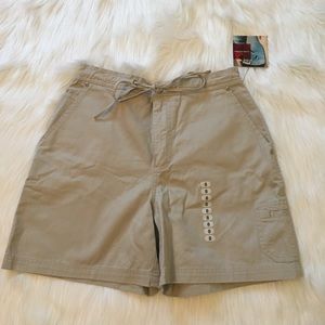 Gloria Vanderbilt shorts NWT